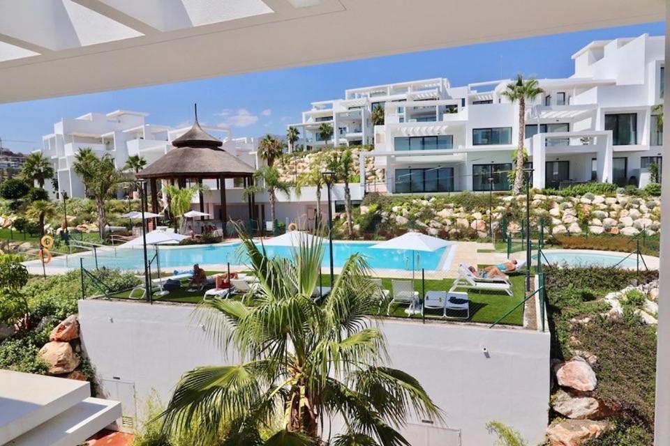 Siempre Mas Penthouse Atalaya Hills Golf Marbella 2 Large Bedrooms 4 Guests Estepona Exterior foto